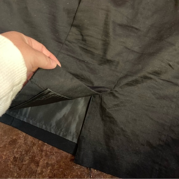 Ladies Basic Black Career Mini Skirt - Picture 4 of 4